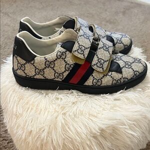 Gucci Kids Monogram Beige and Black Sneakers
